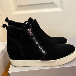 Steve Madden Black Suede High-Top Sneakers